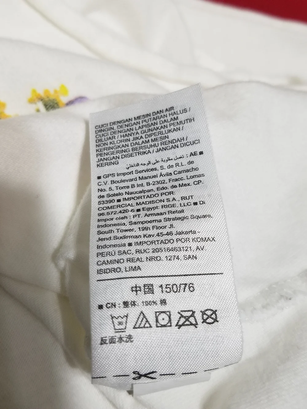 Old Navy Kid's XL White Short-Sleeved Shirt With 